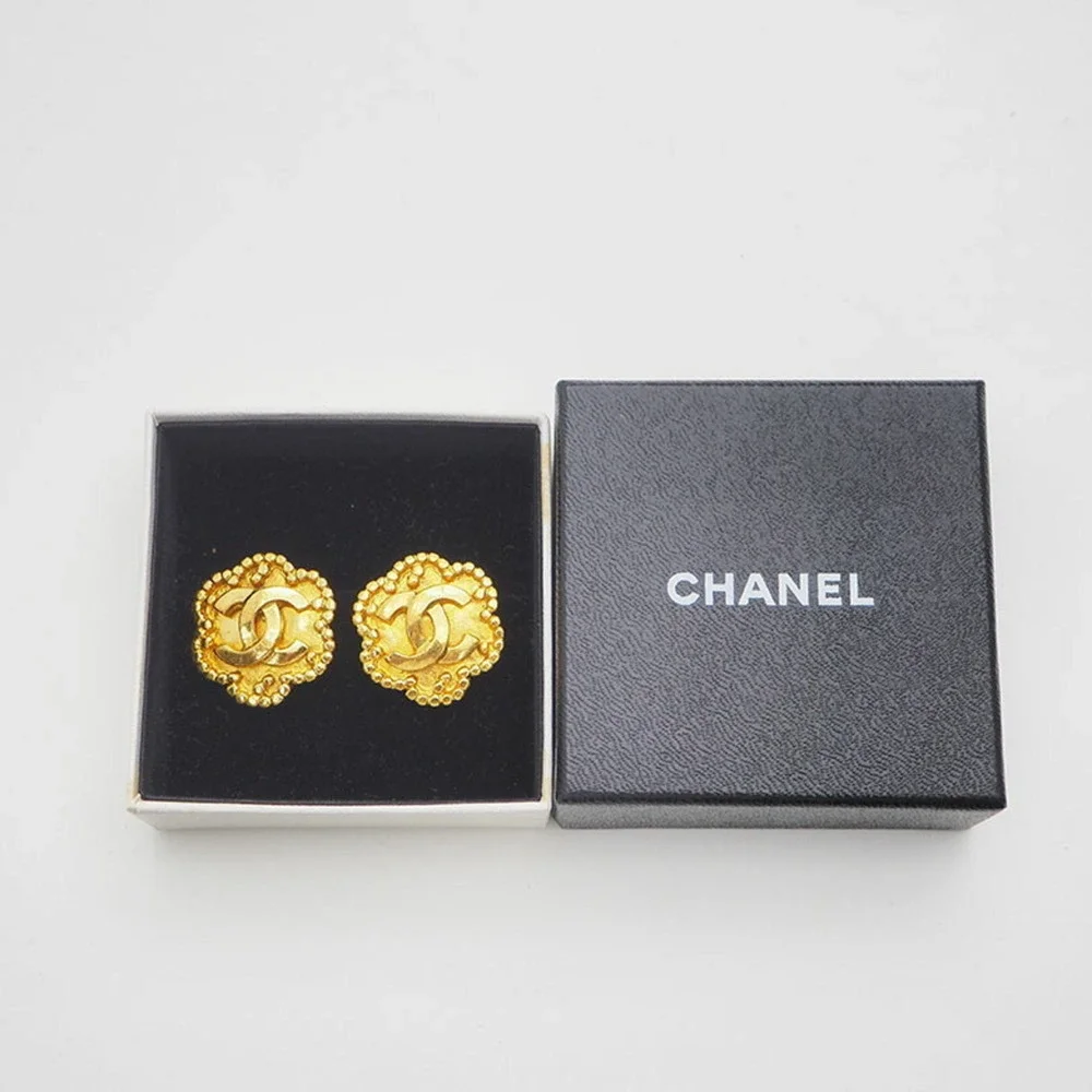 CHANEL Authentic Gold Earrings - Picture 9 of 9